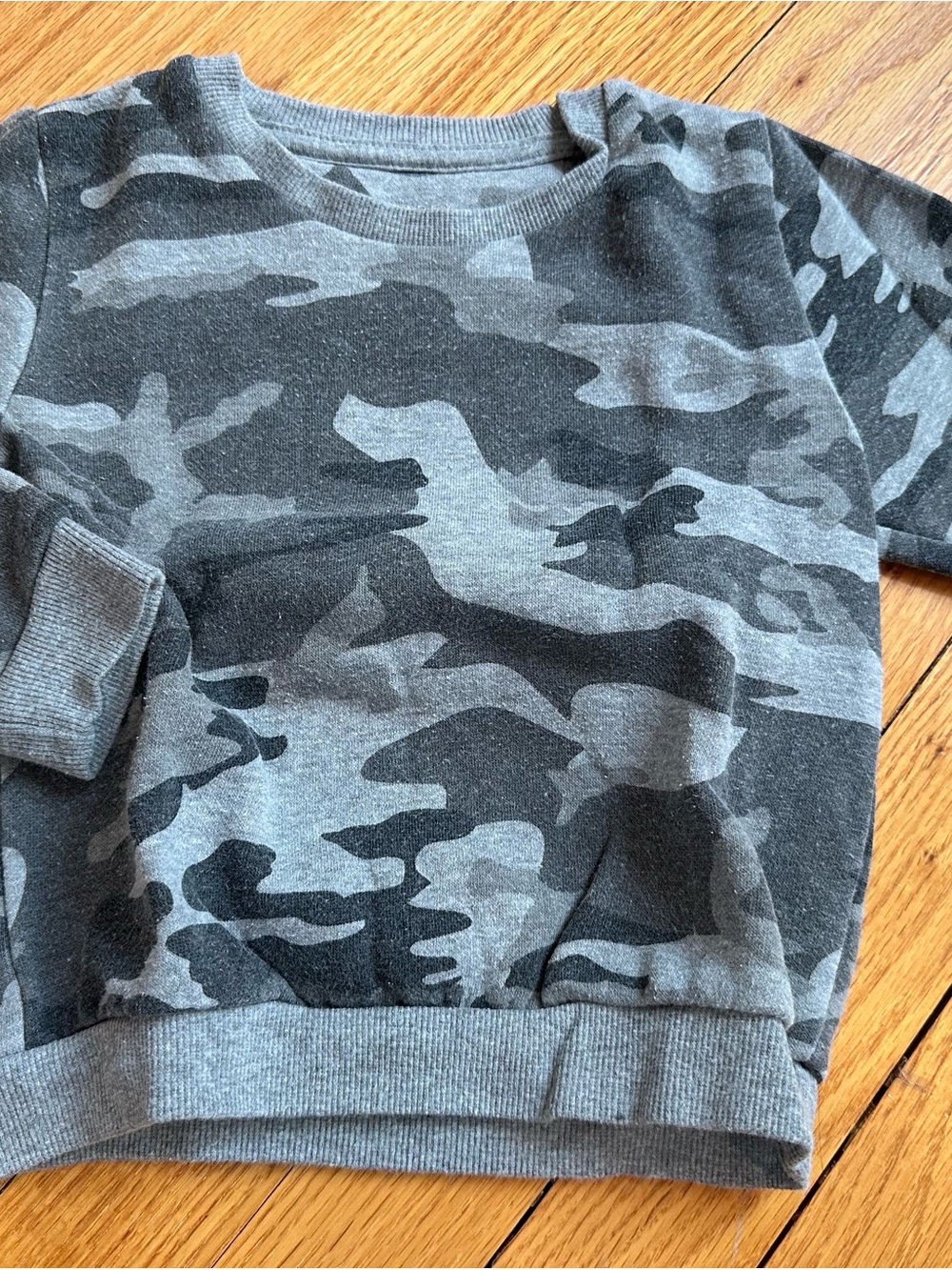 Bundle Of 5 T-shirts Sweater Sz 18-24 Months Oshkosh Old Navy Jumping Beans - Picture 8 of 16
